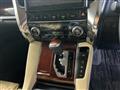 2015 Toyota Alphard Hybrid