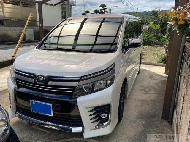 2017 Toyota Voxy