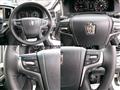 2016 Toyota Crown