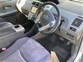 2011 Toyota PRIUS α