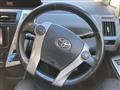 2011 Toyota PRIUS α