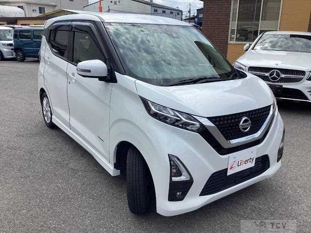 2021 Nissan Nissan Others