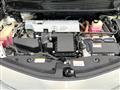 2019 Toyota PRIUS α