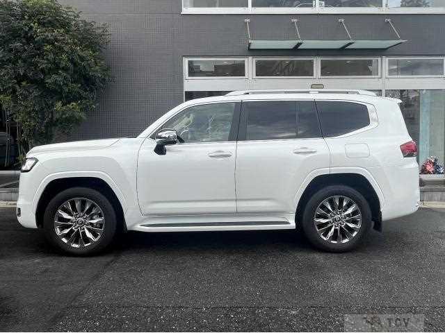2023 Toyota Land Cruiser