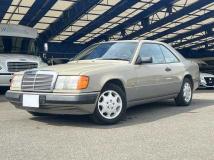 1988 Mercedes-Benz Midium Class