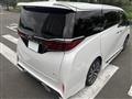 2025 Toyota Alphard Hybrid
