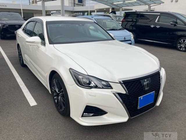 2016 Toyota Crown