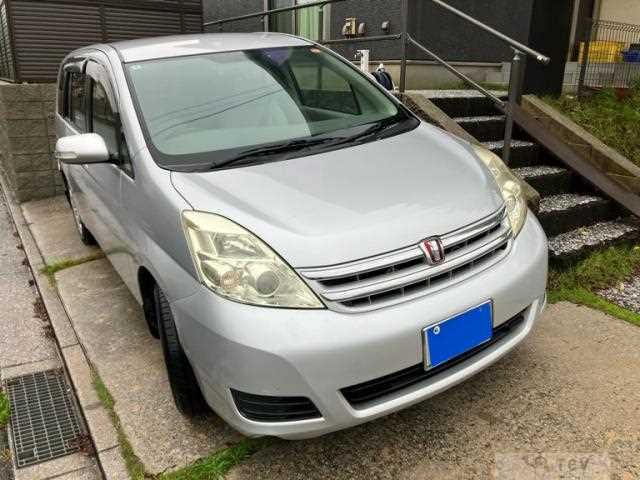 2010 Toyota Isis