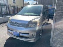 2006 Toyota Voxy