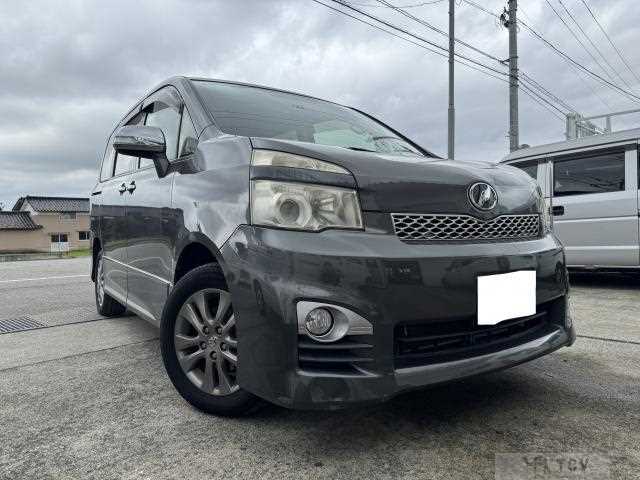 2012 Toyota Voxy
