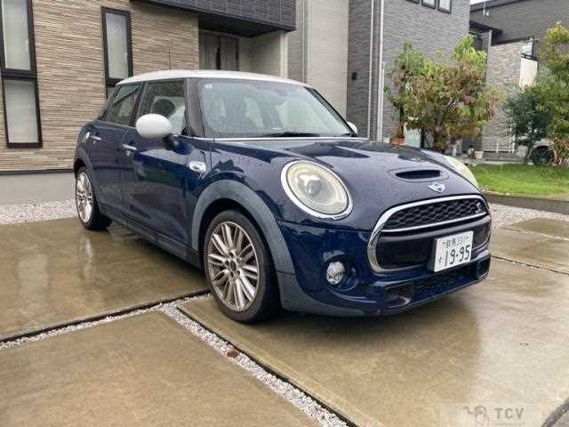 2018 BMW MINI