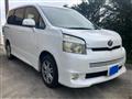 2007 Toyota Voxy