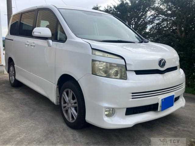 2007 Toyota Voxy