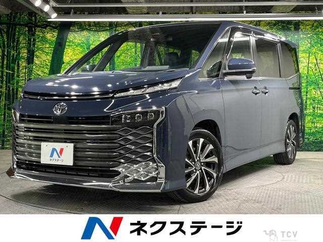 2022 Toyota Voxy