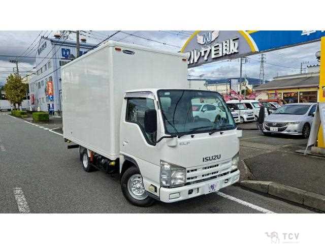 2012 Isuzu Elf Truck