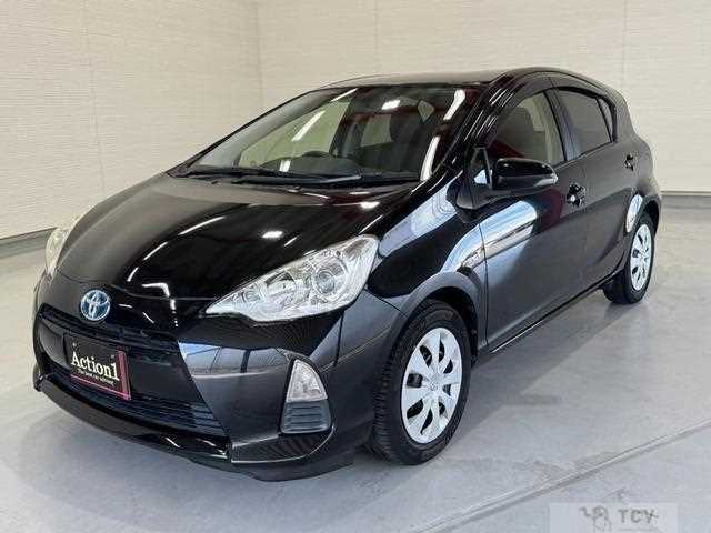 2013 Toyota AQUA