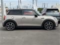 2022 BMW MINI