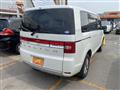 2019 Mitsubishi Delica D5