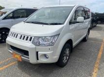 2019 Mitsubishi Delica D5