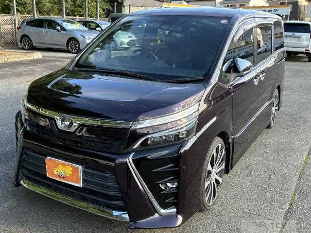 2018 Toyota Voxy