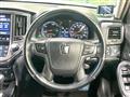 2013 Toyota Crown Hybrid