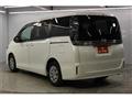2016 Toyota Voxy