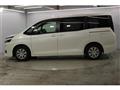 2016 Toyota Voxy