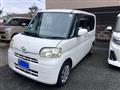 2011 Daihatsu Tanto