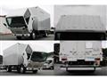 2016 Isuzu Elf Truck