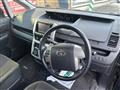 2013 Toyota Voxy