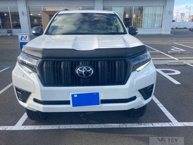 2023 Toyota Land Cruiser Prado