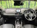 2016 Mazda Axela