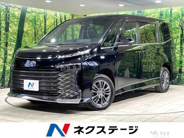 2022 Toyota Voxy