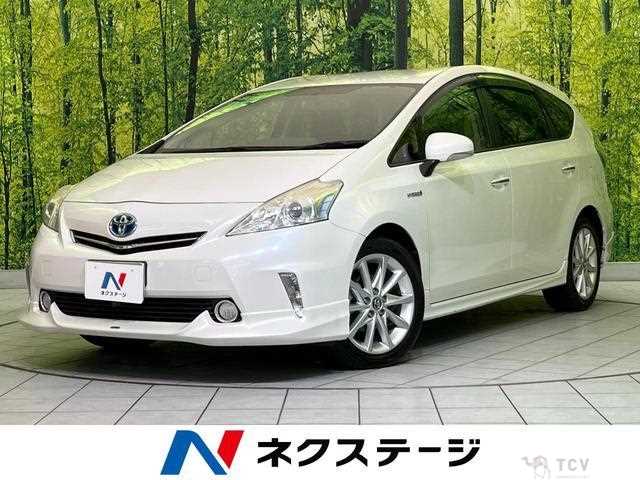 2013 Toyota PRIUS α