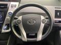 2013 Toyota PRIUS α
