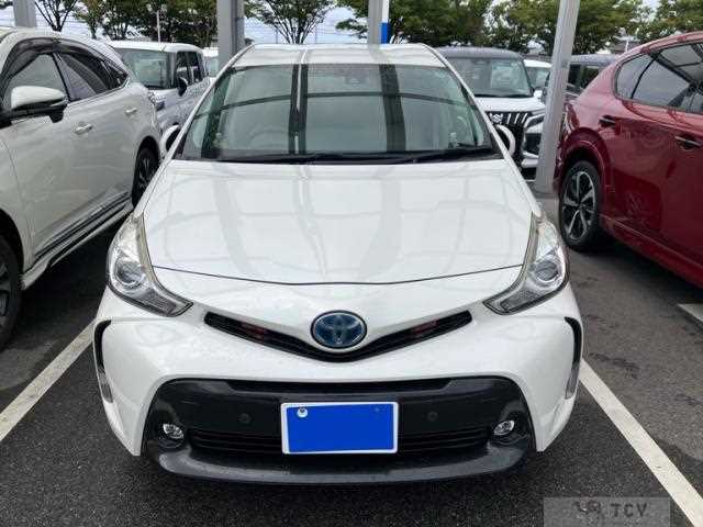 2016 Toyota PRIUS α