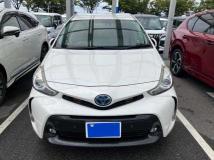 2016 Toyota PRIUS α