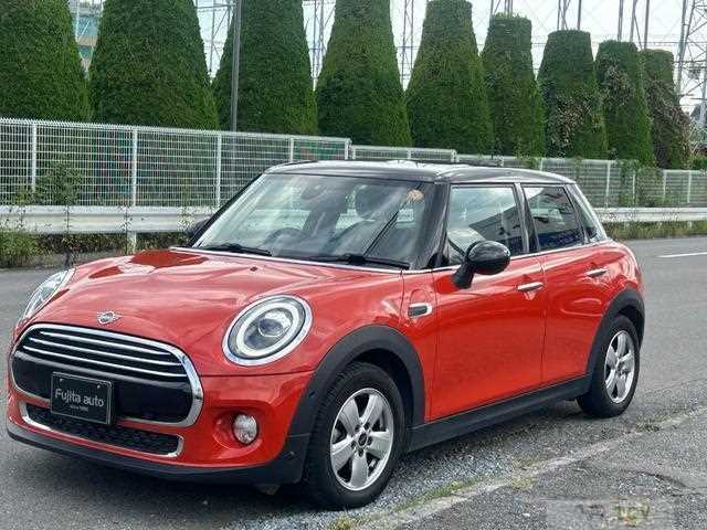 2018 BMW MINI