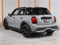 2022 BMW MINI