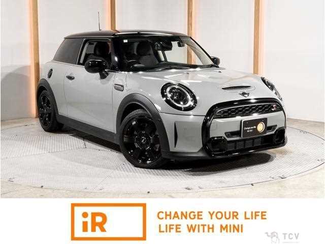 2022 BMW MINI