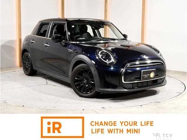 2022 BMW MINI