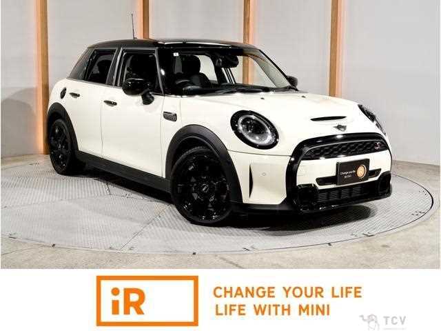 2022 BMW MINI