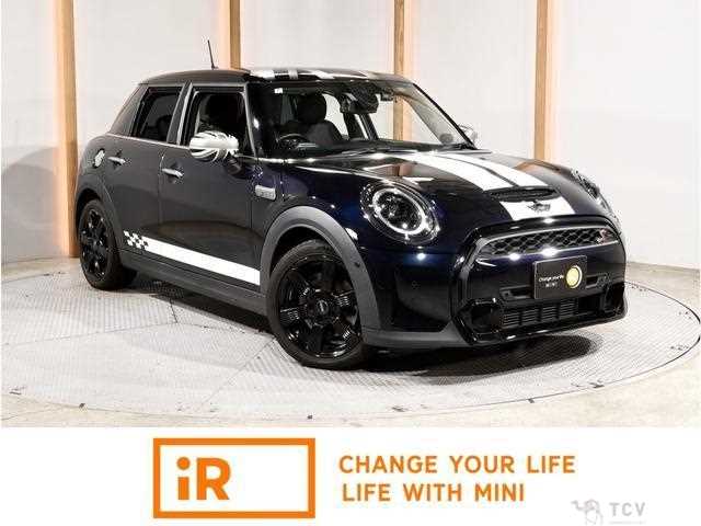 2022 BMW MINI