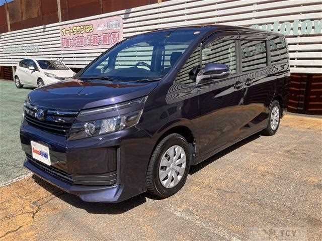 2016 Toyota Voxy
