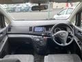 2011 Toyota Isis
