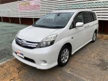 2011 Toyota Isis
