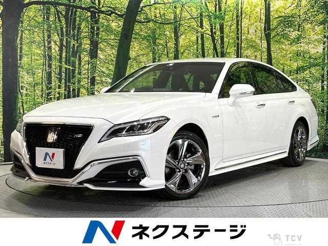 2018 Toyota Crown Hybrid