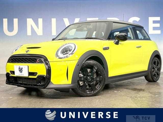 2022 BMW MINI