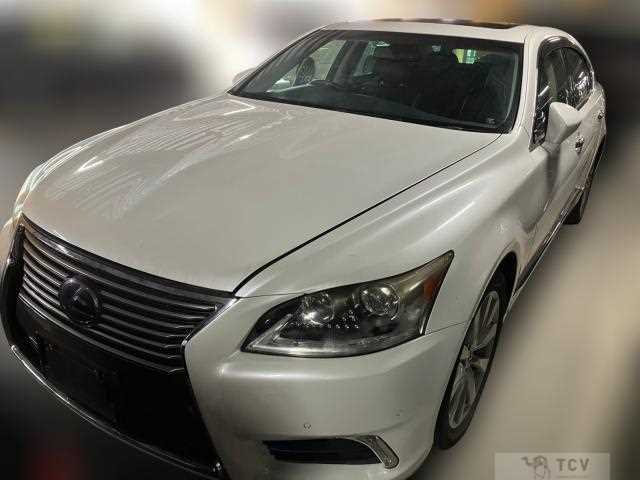 2013 Lexus LS