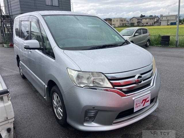 2013 Nissan Serena